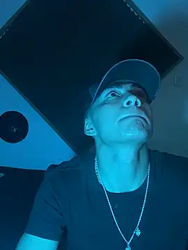 SkinnyHot444 online show from March 9, 2:21 pm