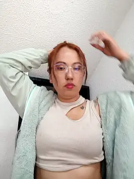 VIOLETA-25  online show from February 7, 5:07 pm