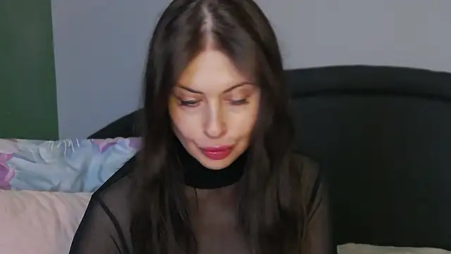 Mia Lovi online show from March 4, 9:29 am