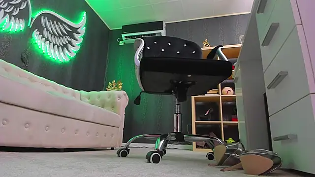 anemarieejolie online show from January 19, 10:39 pm