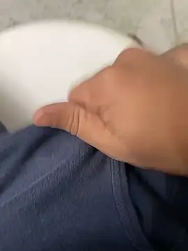 Snapshot of AbhishekFist chatting on November 27, 6:32 pm AbhishekFist online show from November 27, 6:32 pm