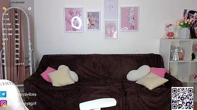 Maya Rave online show from October 24, 3:47 am