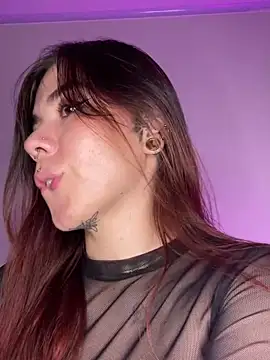 luccianagreyy online show from March 22, 1:22 am