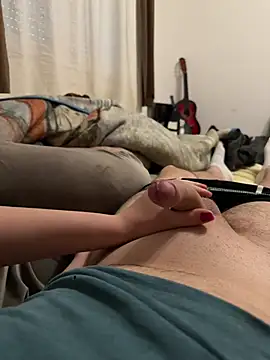 Snapshot of jessieandjames29 chatting on March 16, 11:49 am jessieandjames29 online show from March 16, 11:49 am