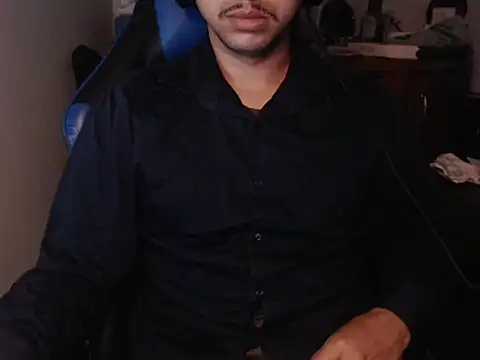 anjonoturno1 online show from November 17, 6:19 am