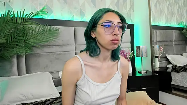 Im gaia online show from January 24, 1:25 pm