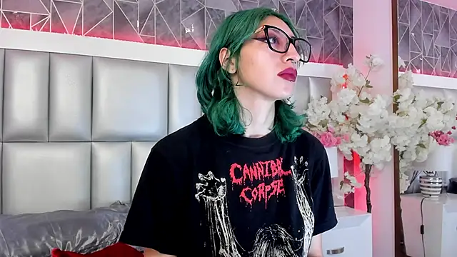 Im gaia online show from March 14, 1:24 pm