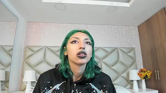 Im gaia online show from September 22, 12:29 pm