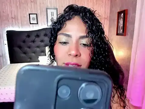 Edelaine rogers online show from March 14, 4:43 am