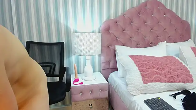 HazelMoret online show from February 26, 2:57 pm