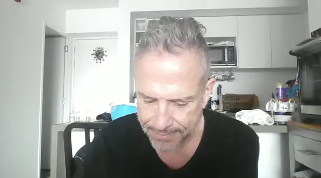 Diegoperrote682661 online show from December 19, 2:46 pm