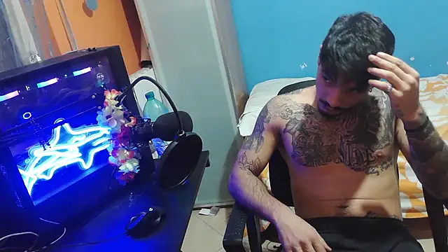 Badboyi1997 online show from October 9, 2:20 am