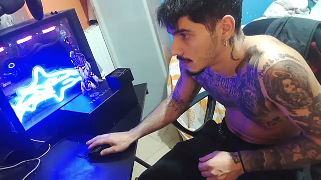 Badboyi1997 online show from October 10, 10:42 pm