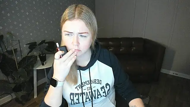 BettyBloom69 online show from November 26, 4:57 am