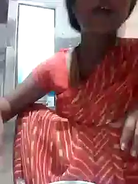 riya houswife online show from December 24, 12:33 pm