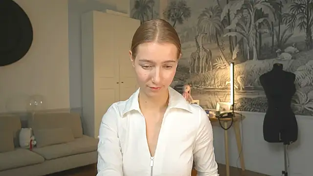 solar bella online show from January 13, 1:39 pm