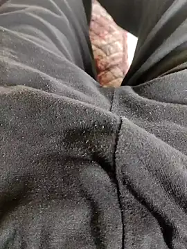 themostnaughtiestguyy online show from September 12, 8:03 am