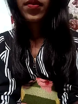 Snapshot of Cute-Love-Angel chatting on January 29, 9:39 pm Cute-Love-Angel online show from January 29, 9:39 pm