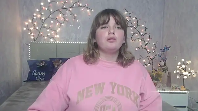 StaceyLex online show from April 21, 10:10 am