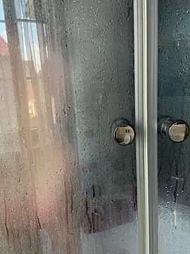 LisaElfy online show from March 17, 1:36 pm