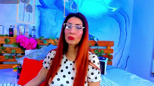 Perla Franco online show from March 11, 6:00 am