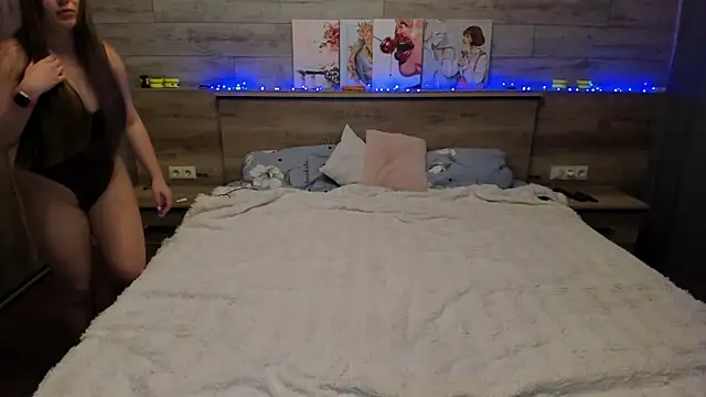 Snapshot of AngellNight4u chatting on November 14, 3:55 pm AngellNight4u online show from November 14, 3:55 pm