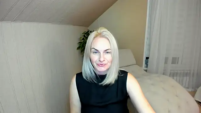 Snapshot of Alicee_Gracee chatting on December 27, 7:46 pm Alicee Gracee online show from December 27, 7:46 pm
