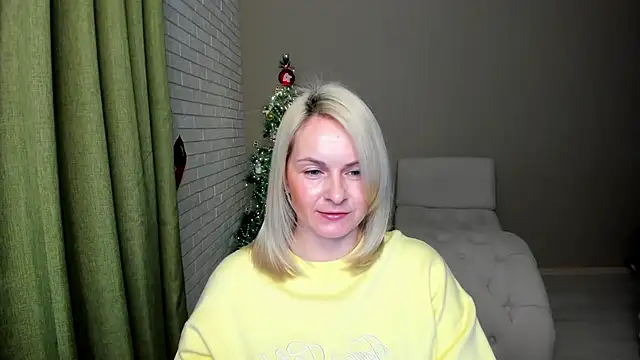 Alicee Gracee online show from December 21, 7:54 pm