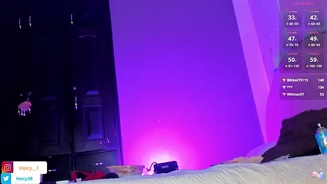 Snapshot of Heicy___ chatting on September 17, 7:59 pm Heicy    online show from September 17, 7:59 pm