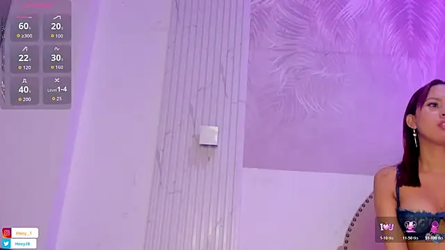 Snapshot of Heicy___ chatting on October 21, 7:47 pm Heicy    online show from October 21, 7:47 pm