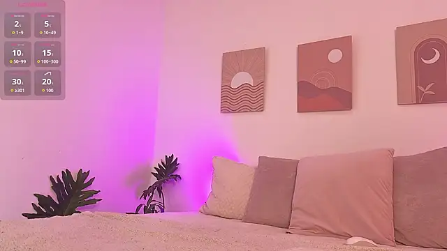 Mia Heartt online show from March 15, 10:27 pm