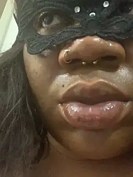 Snapshot of bonbonaumiel chatting on January 3, 4:59 pm bonbonaumiel online show from January 3, 4:59 pm