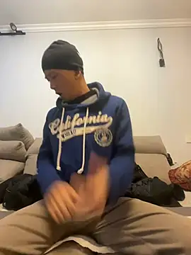 Snapshot of ngg9414 chatting on January 10, 10:28 am ngg9414 online show from January 10, 10:28 am