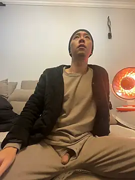 Snapshot of ngg9414 chatting on January 17, 9:49 am ngg9414 online show from January 17, 9:49 am