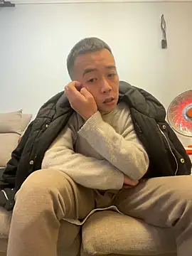 Snapshot of ngg9414 chatting on January 30, 2:36 pm ngg9414 online show from January 30, 2:36 pm