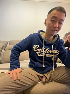 Snapshot of ngg9414 chatting on February 18, 5:42 am ngg9414 online show from February 18, 5:42 am