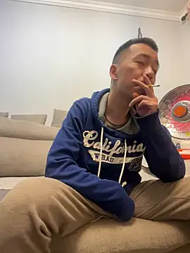 Snapshot of ngg9414 chatting on March 17, 12:35 pm ngg9414 online show from March 17, 12:35 pm