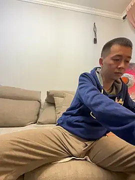 Snapshot of ngg9414 chatting on March 19, 12:12 pm ngg9414 online show from March 19, 12:12 pm