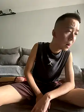 Snapshot of ngg9414 chatting on September 13, 6:13 am ngg9414 online show from September 13, 6:13 am