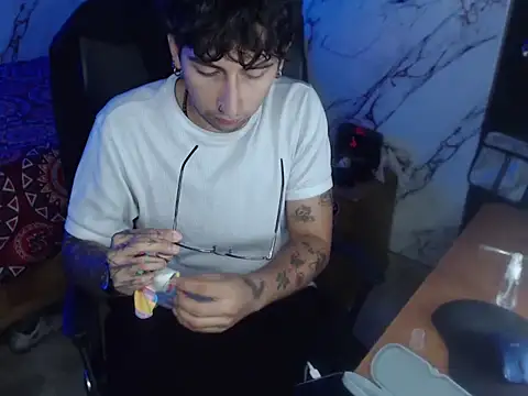 Snapshot of Dereck_Dickson chatting on March 3, 11:10 pm Dereck Dickson online show from March 3, 11:10 pm