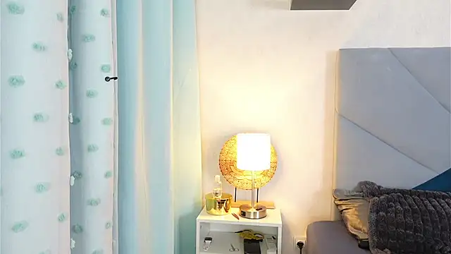 AshiaEkta1 online show from February 4, 10:15 pm