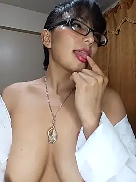 Lucy Chery online show from November 22, 9:58 pm