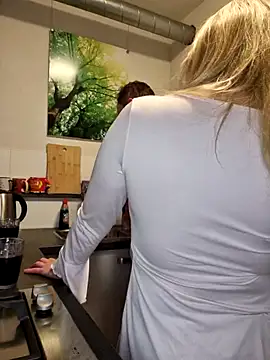 CoupleKitty online show from November 4, 7:02 pm