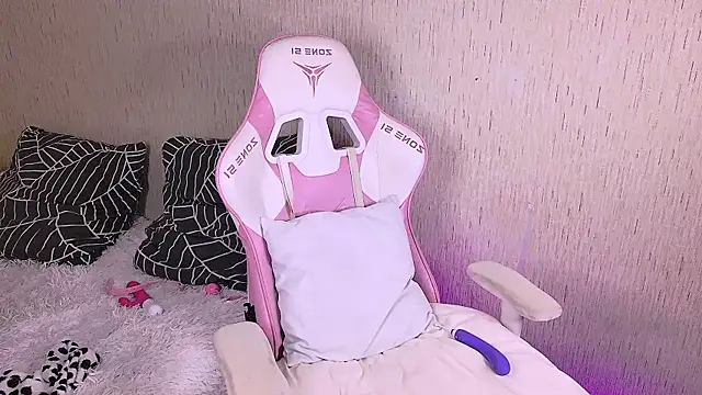 tikkisa online show from September 23, 7:28 pm