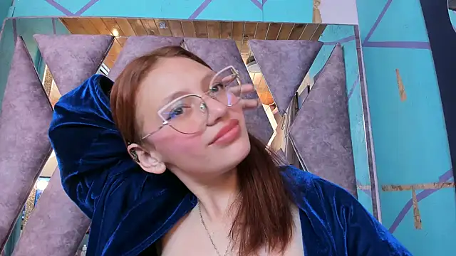 LARICSABLUE online show from January 17, 1:47 am