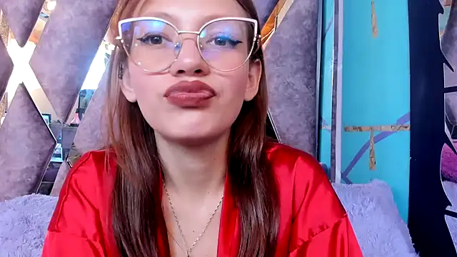 LARICSABLUE online show from March 8, 9:51 pm