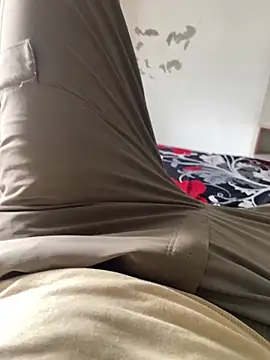 satrr xxx online show from October 3, 8:11 am