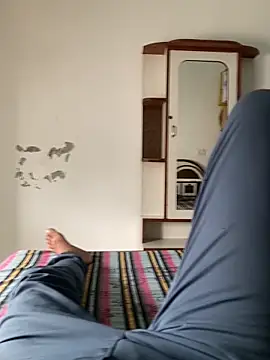 satrr xxx online show from October 21, 8:04 am