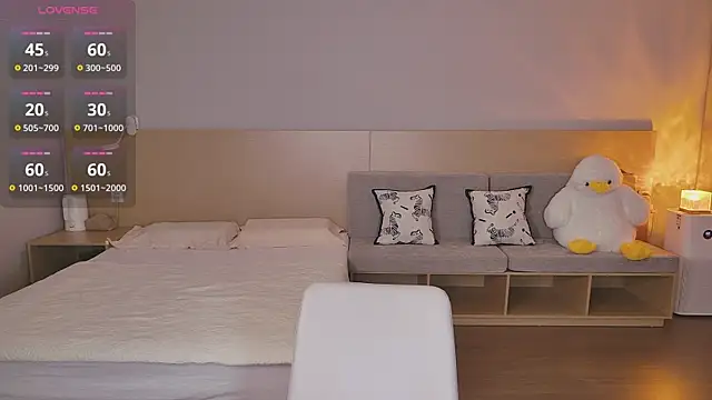 Lucky-baby online show from October 2, 1:29 pm