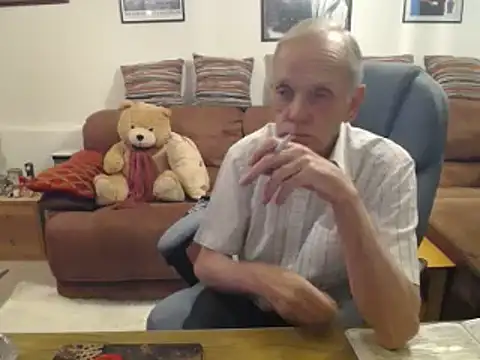 Snapshot of Ferret7777 chatting on July 1, 7:02 pm Ferret7777 online show from July 1, 7:02 pm